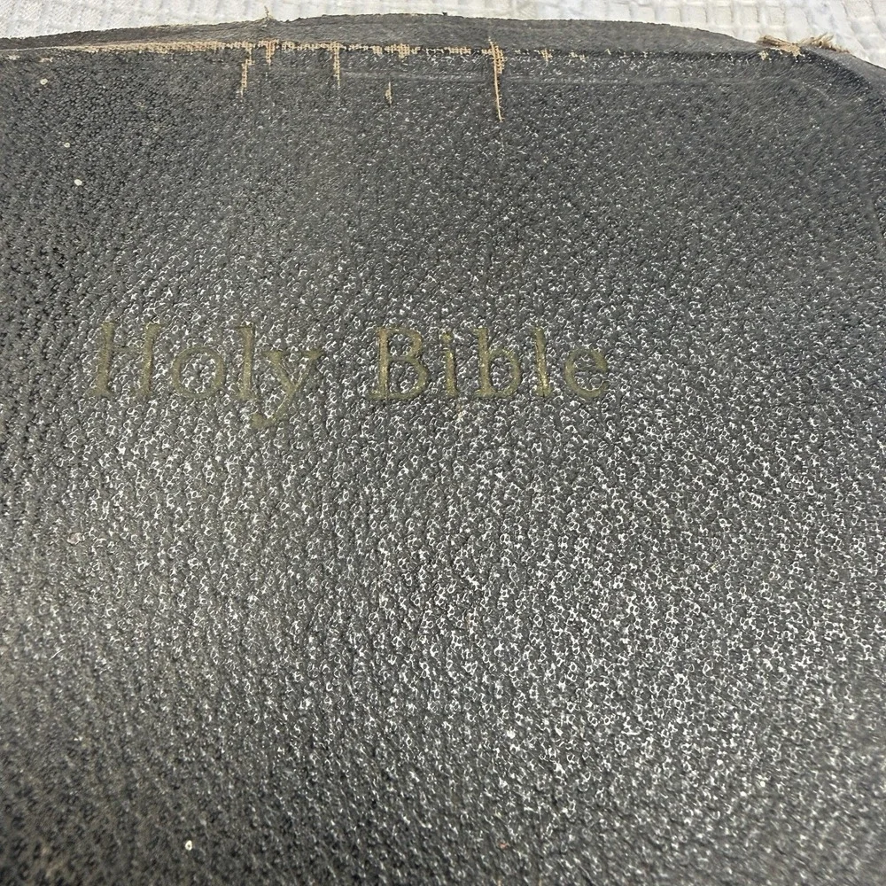 N/A 1904 holy